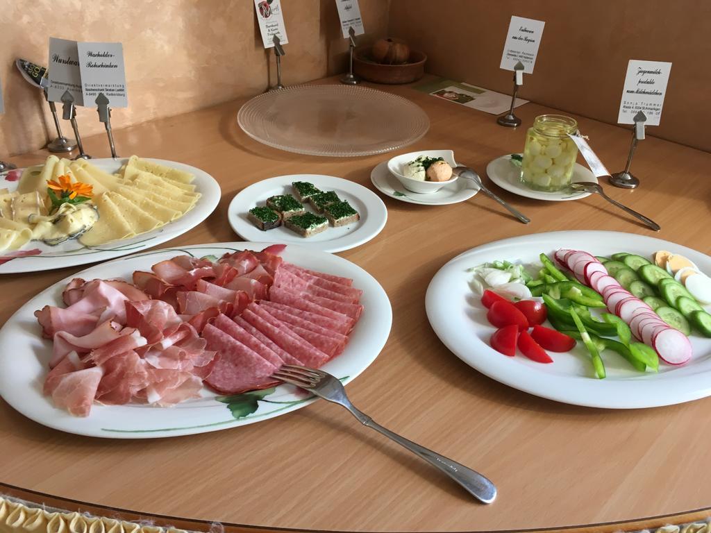 Winzerhof Familie Kloeckl Apartment Klöch Екстериор снимка