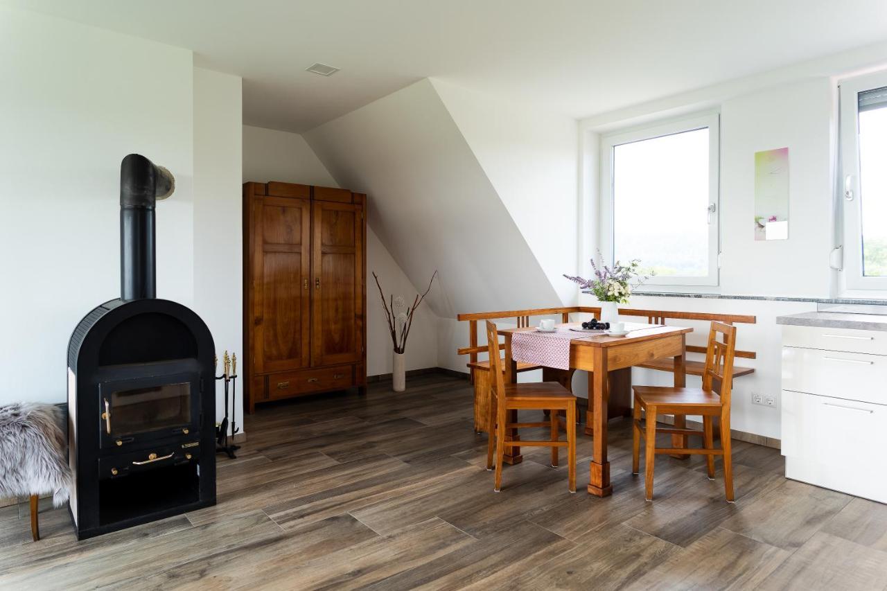 Winzerhof Familie Kloeckl Apartment Klöch Екстериор снимка